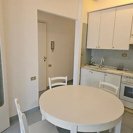 Apartment Naxos White House *