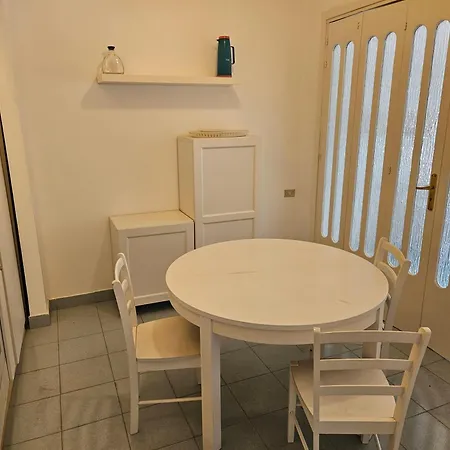 Apartment Naxos White House *